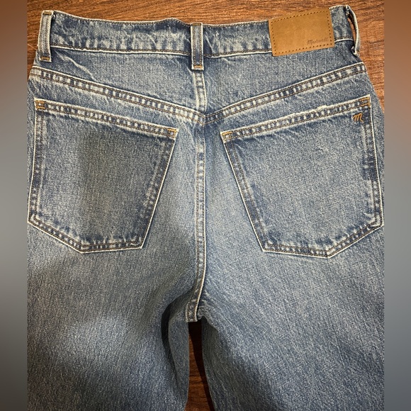 Madewell The Dadjean in Brockport Wash: Ripped Edition - Picture 11 of 16